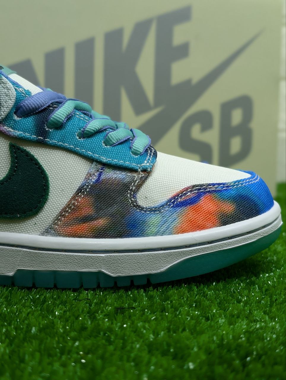 Nike Dunk SB Low FL "Futura Laboratoires