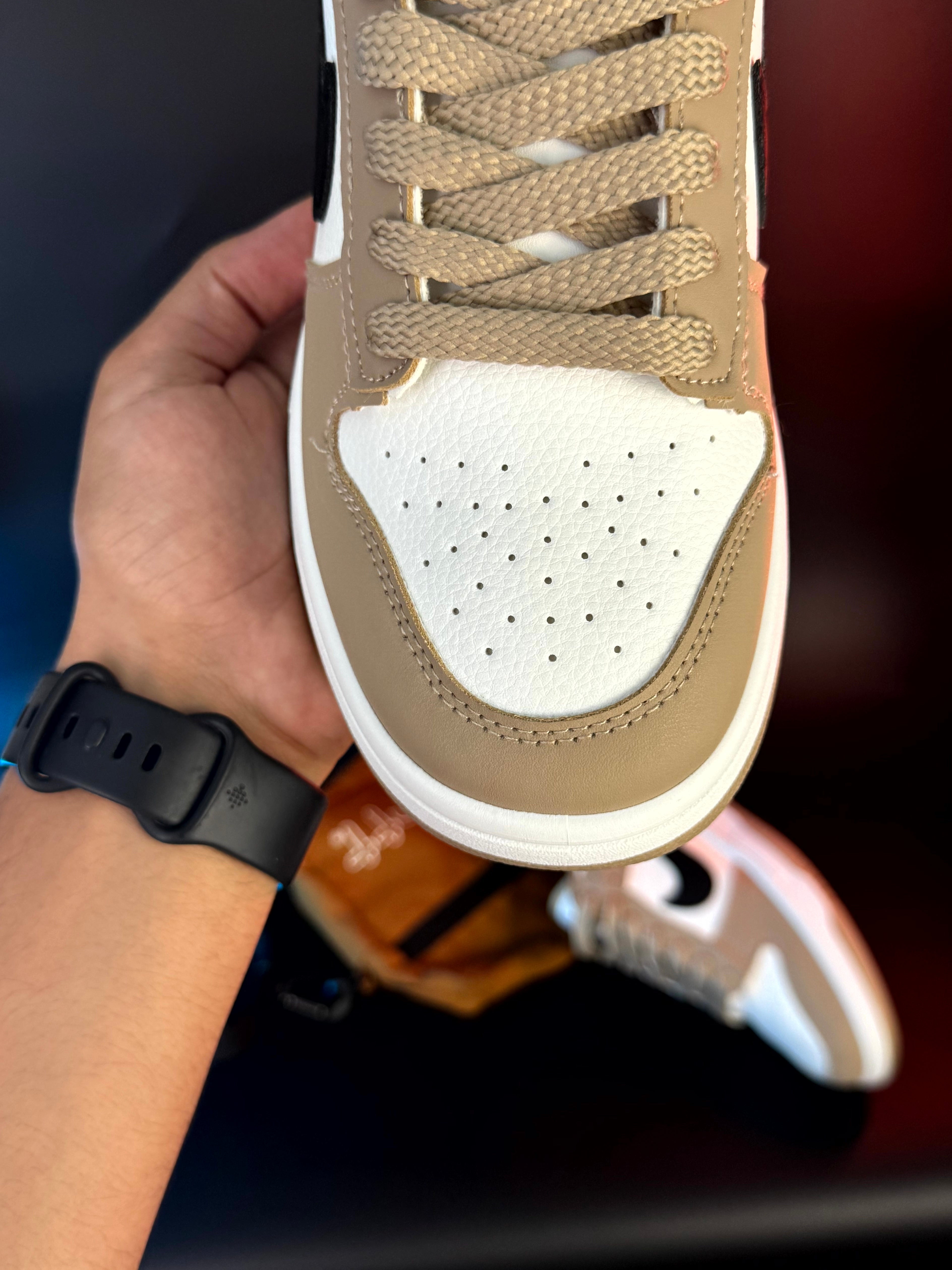 Nike dunk low brown new version