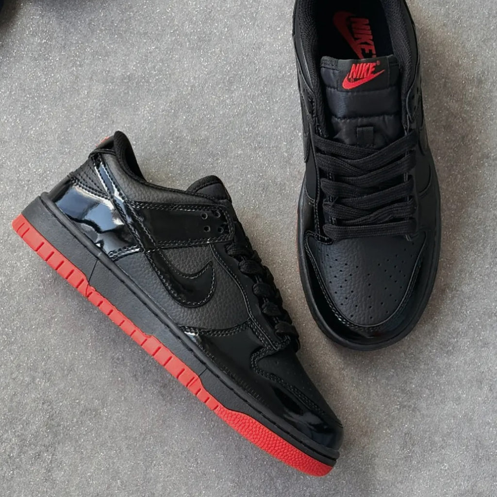 Nike Dunk Low Black &amp; Red