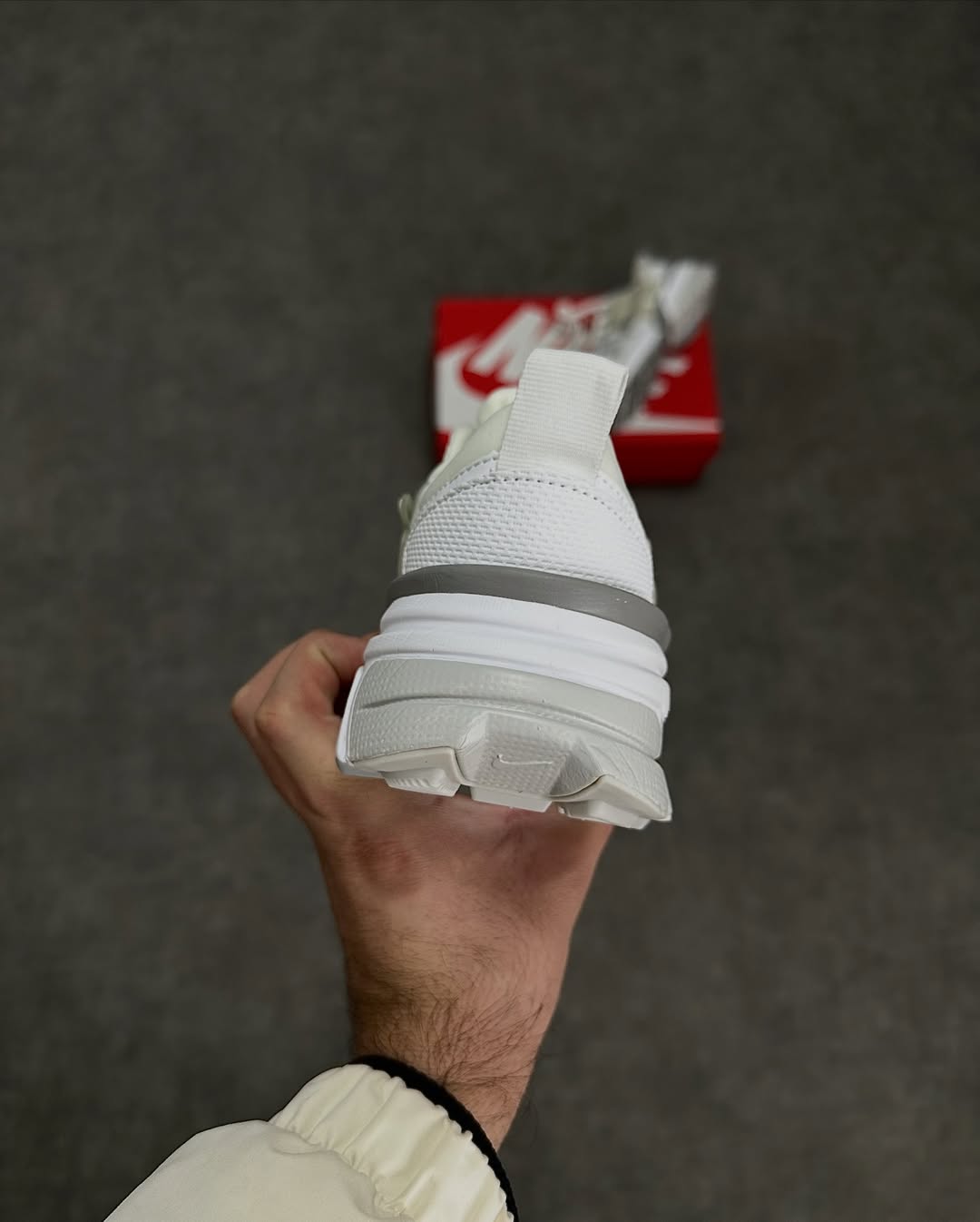 Nike V2K Run White Silver