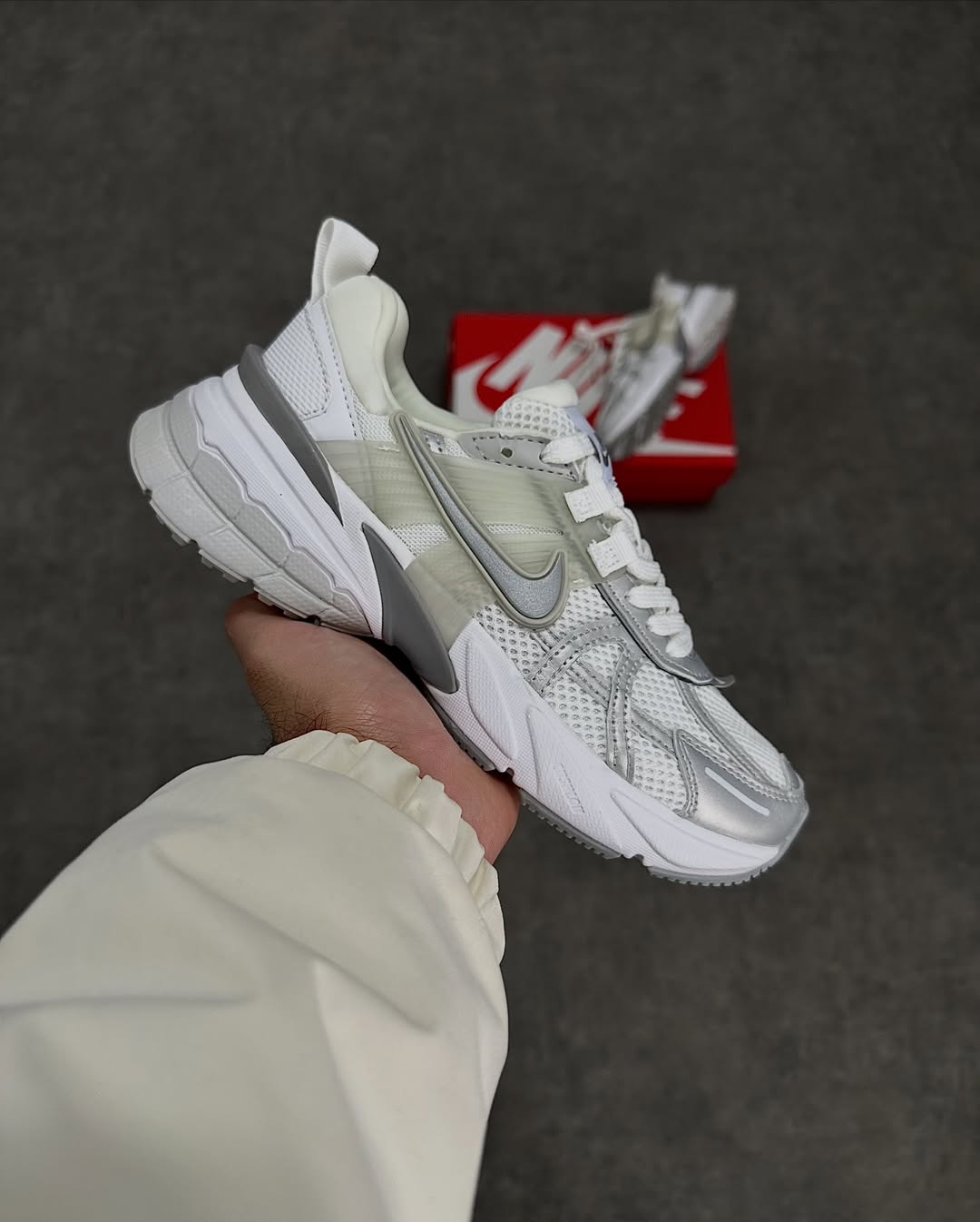 Nike V2K Run White Silver