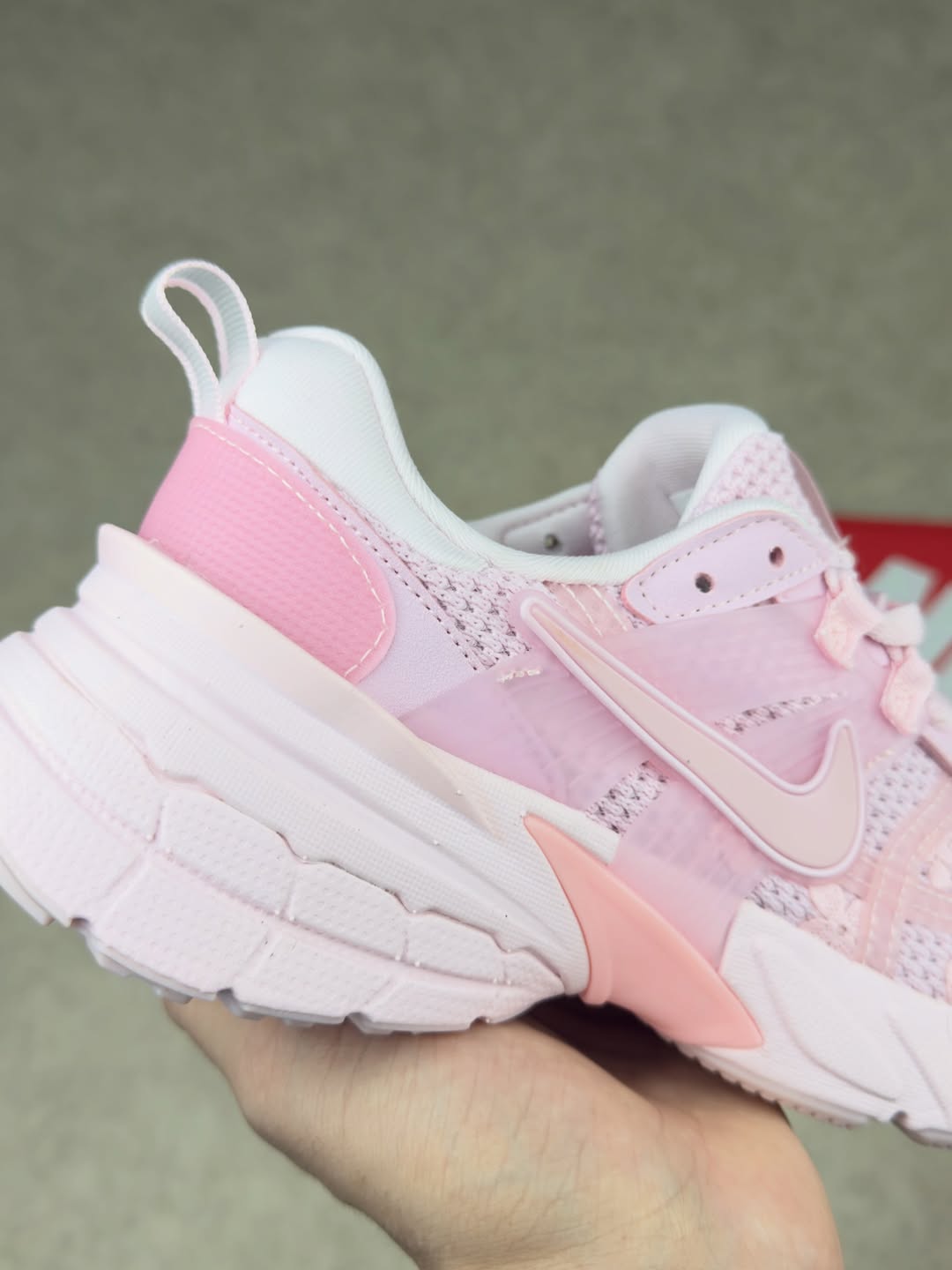 🔹️V2k Runtekk Pink Floral✨️