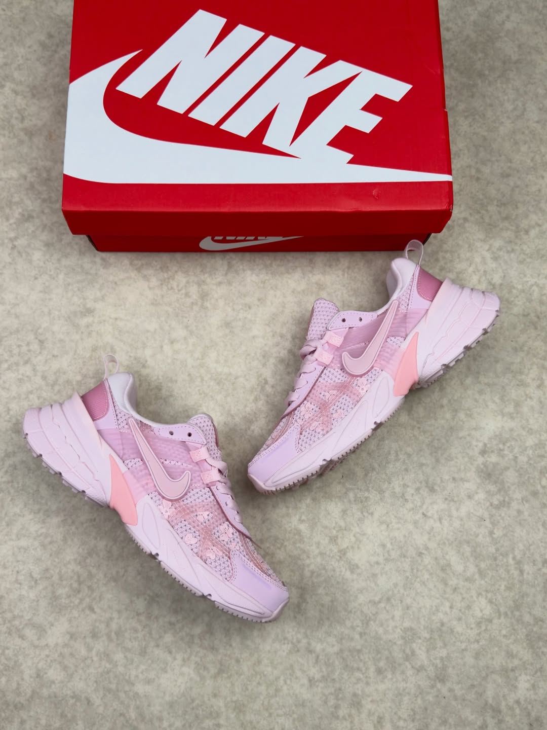 🔹️V2k Runtekk Pink Floral✨️