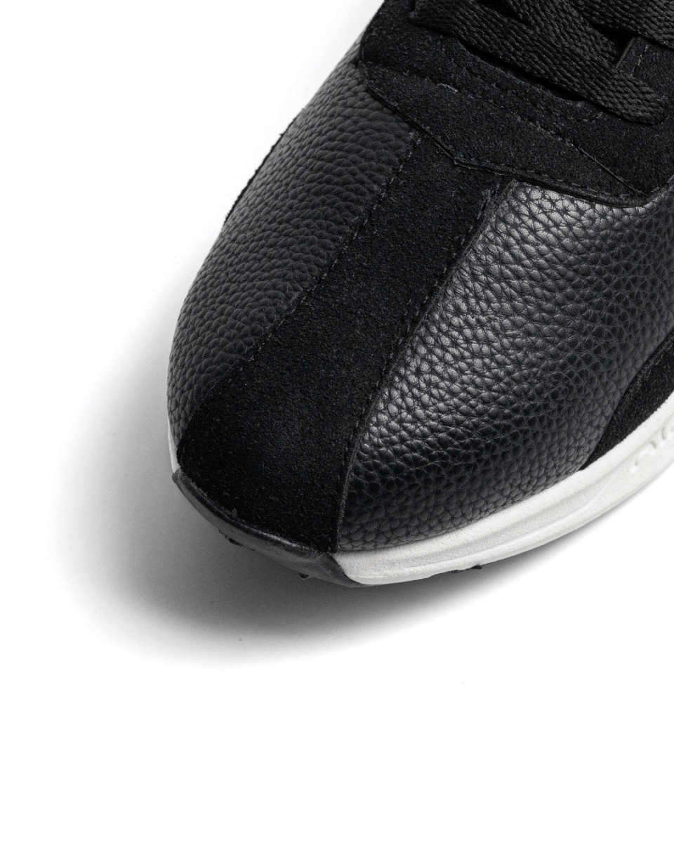 Cozy 200 — Le noir qui impose le respect.