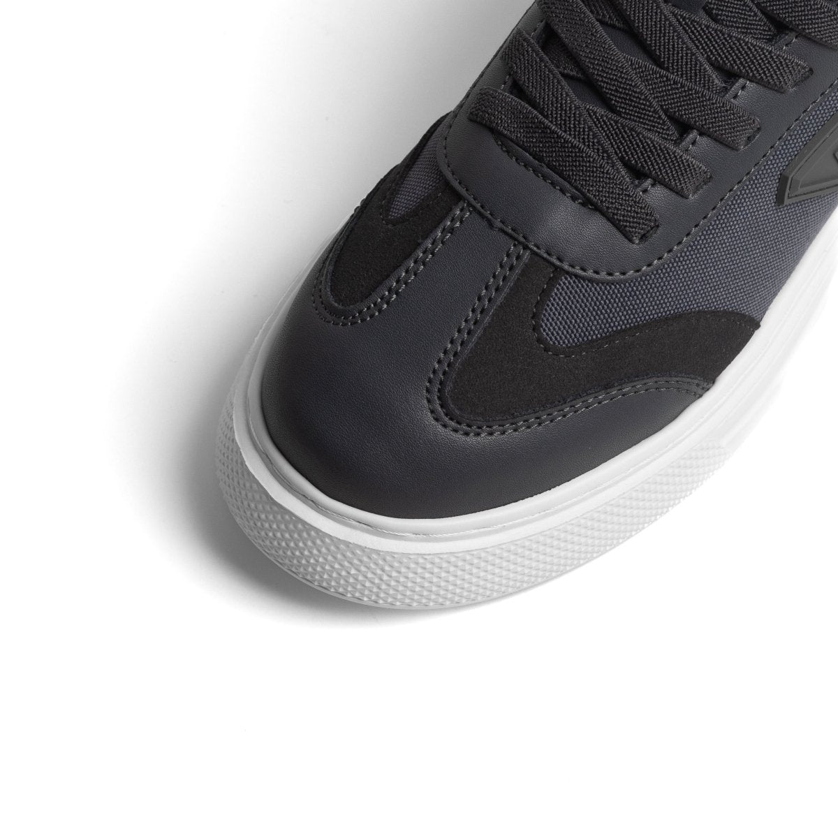 Delta Gris — Baskets Hybrides Cuir & Denim Technique