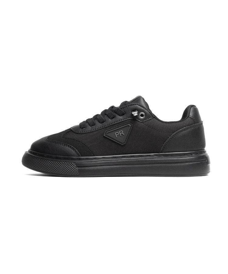 Delta Noire — Baskets hybrides en cuir et denim technique