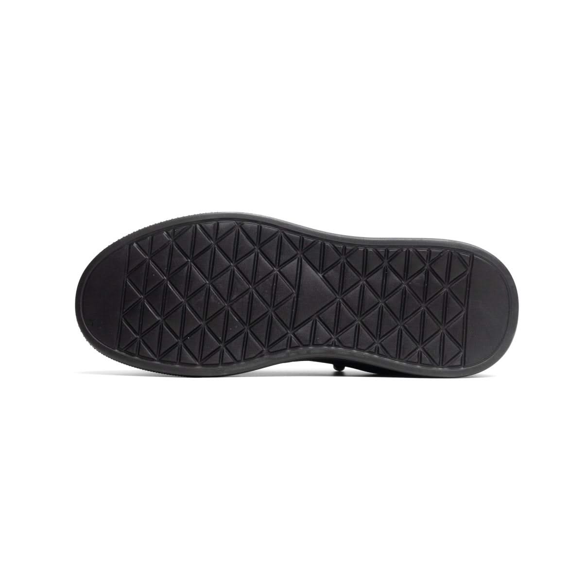 Delta Noire — Baskets hybrides en cuir et denim technique